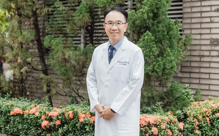 Bác sĩ Chien Cheng-hung. Ảnh: Fiftyplus