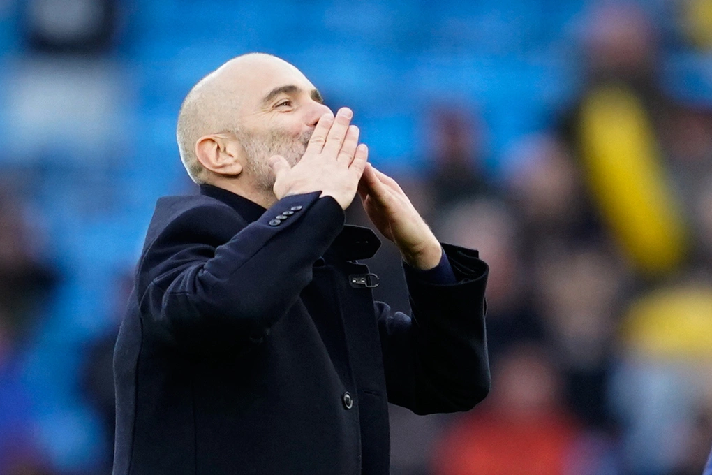 HLV Enzo Maresca ăn mừng sau khi Man City thắng Ipswich Town 3-2 ở Ngoại hạng Anh tại Etihad, Manchester, Anh, ngày 17/10/2026. Ảnh: AP