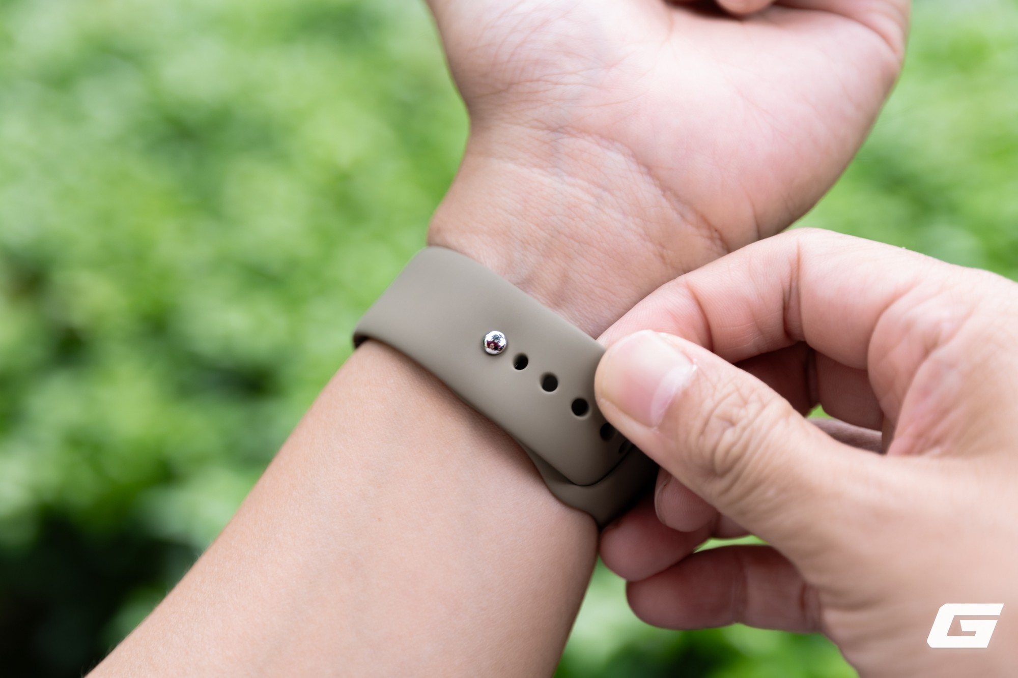 Mở hộp và trên tay Apple Watch Series 12 chính hãng Việt Nam trước ngày mở bán: Thêm màu mới, nâng cấp nhiều tính năng sức khoẻ - Ảnh 7.