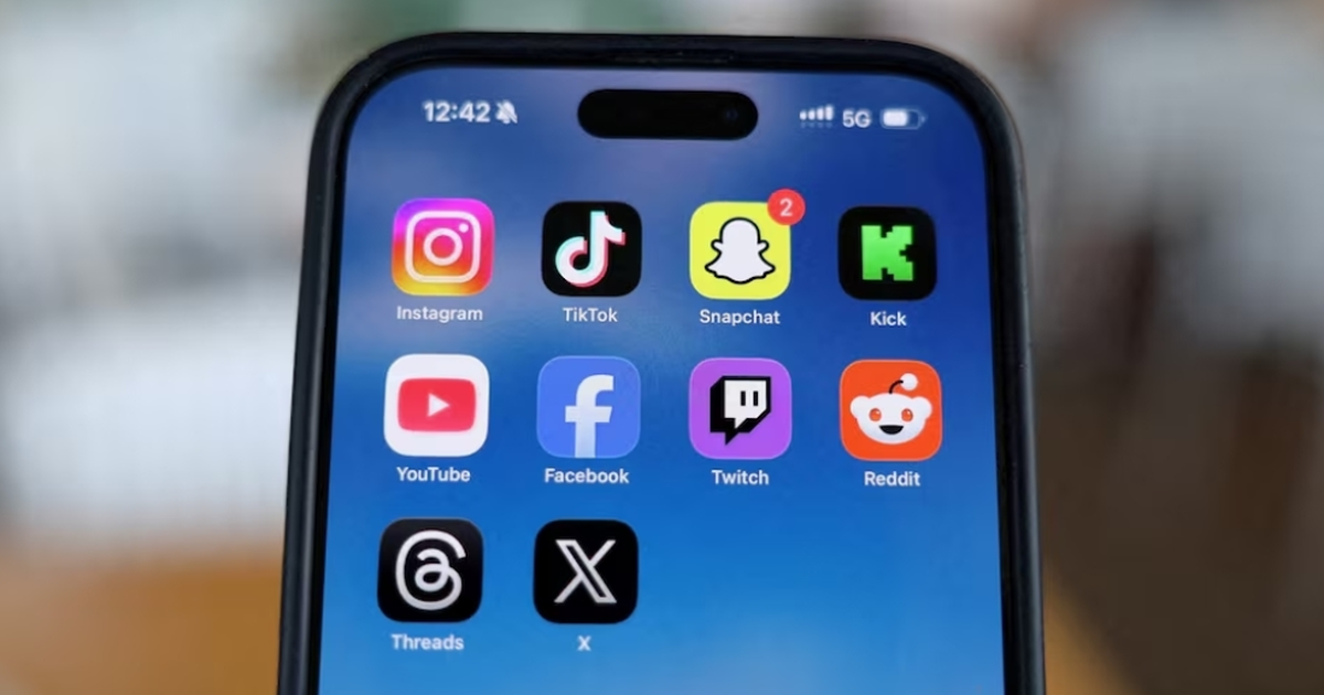 Hy Lạp đề xuất cấm trẻ dưới 15 tuổi dùng Instagram, TikTok, Facebook