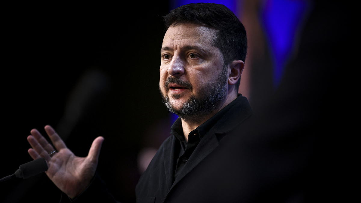 Ông Zelensky: Lệnh miễn trừng phạt của Mỹ trao phần thưởng cho Nga