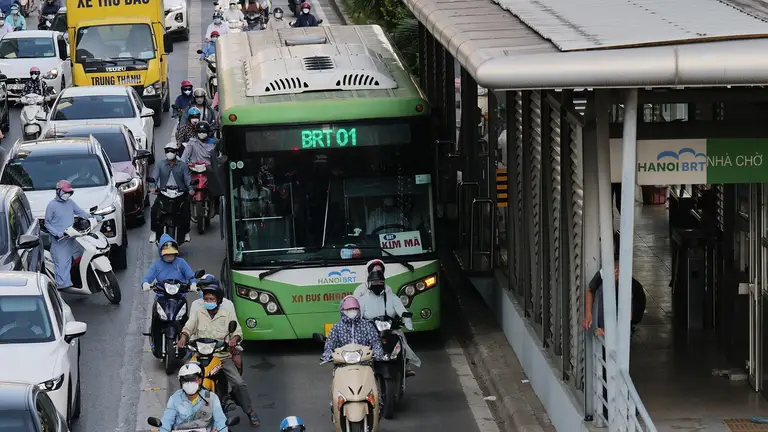 Hà Nội cho xe đi vào làn BRT Láng Hạ - Giảng Võ