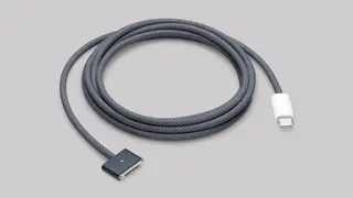 Ủa có luôn hả ta? Apple cập nhật firmware cho sợi cáp sạc MagSafe 3