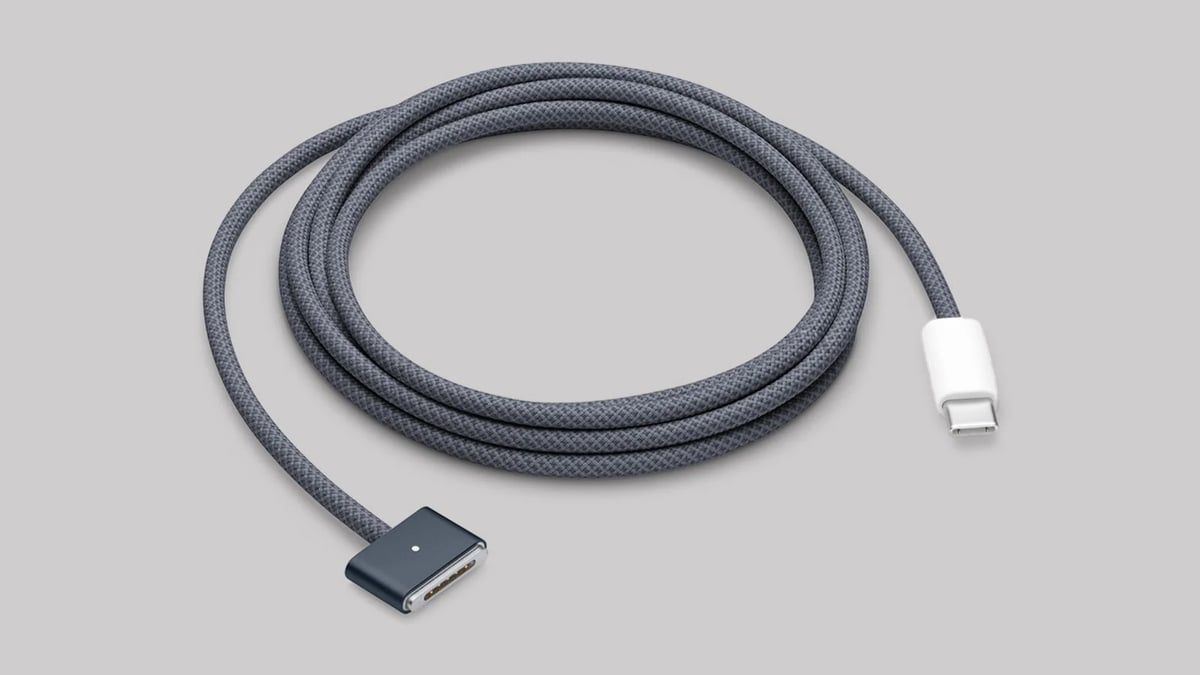 Ủa có luôn hả ta? Apple cập nhật firmware cho sợi cáp sạc MagSafe 3
