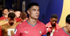 Nguồn cơn Ronaldo rời bỏ đội tuyển Bồ Đào Nha, đâu là sự thật?