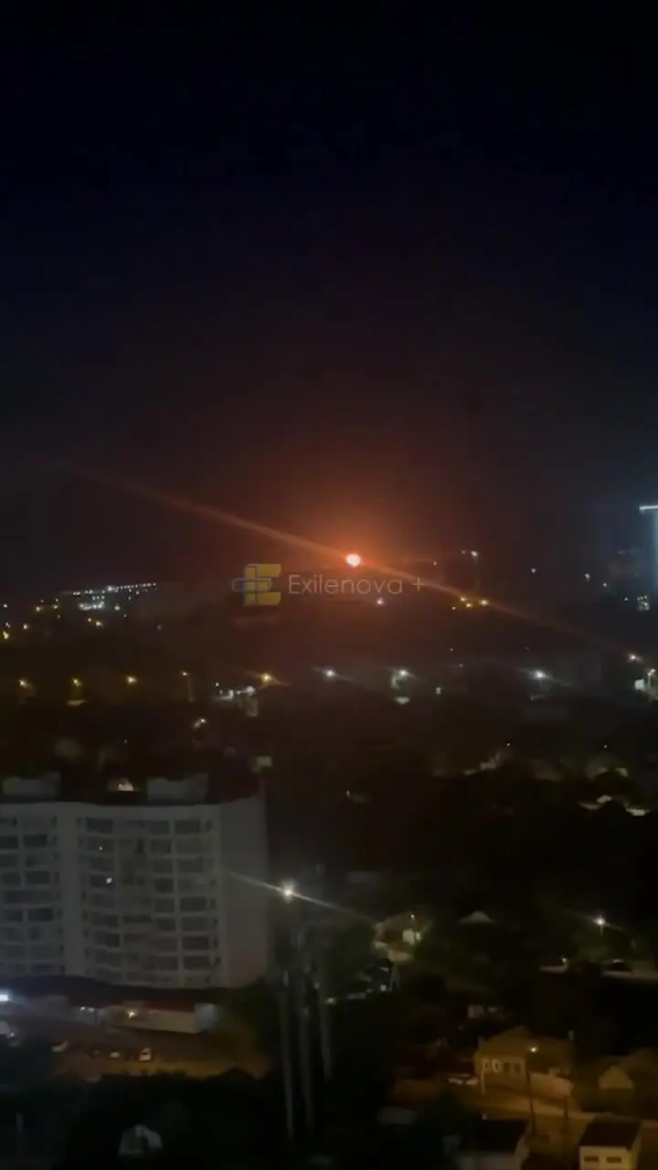 Video Tổng thống Ukraine Volodymyr Zelensky đăng khi tuyên bố phá hủy một oanh tạc cơ Tu-95 của Nga. Video: X/ZelenskyyUa