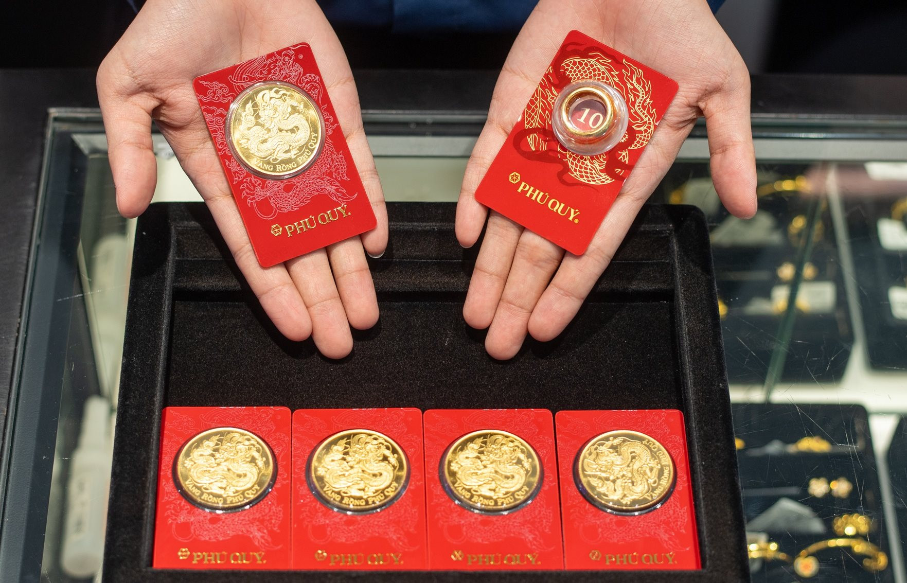 Giá vàng hôm nay 20/10 biến động.