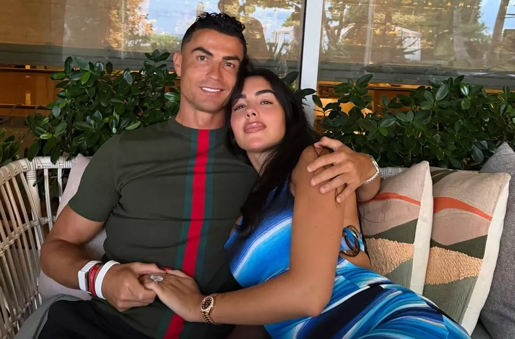 Georgina Rodríguez cùng Ronaldo chụp ảnh tại Mỹ hồi cuối tháng 6. Ảnh: Instagram/ Georgina Rodríguez