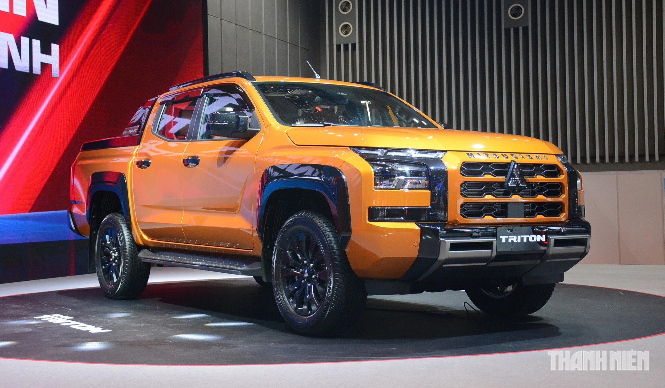 Doanh số phân khúc xe bán tải tại Việt Nam (gồm Ford Ranger, Mitsubishi Triton, Toyota Hilux, Isuzu D-Max) đạt 2.325 xe trong tháng 9.2026, giảm 140 xe tương đương 5,7% so với tháng 8.2026
