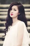 Vbiz có mẹ 2 con đẹp hơn Chi Pu, chấp hết tất cả Hoa hậu: Mỗi lần xuất hiện là một lần sốc visual