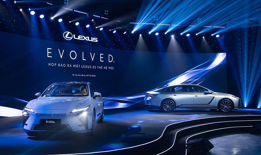 Lexus ES 2026 lần đầu tung ra thị trường Việt Nam bản thuần điện, bên cạnh 2 phiên bản hybrid