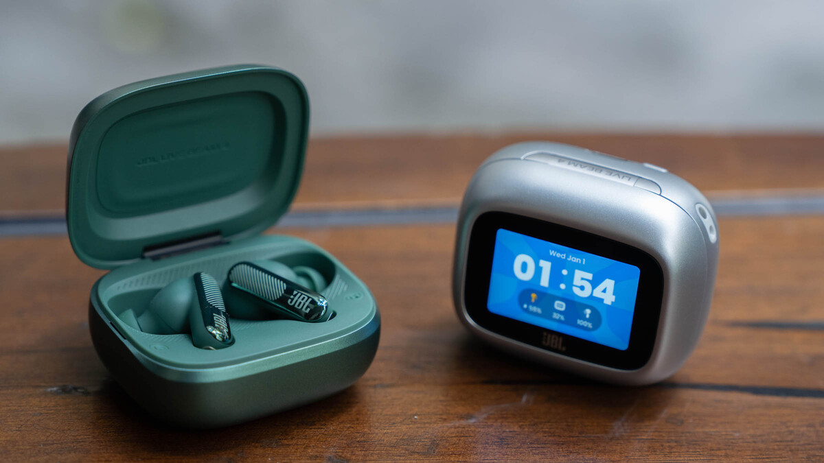 JBL ra Live Beam 4 cạnh tranh với AirPods 5