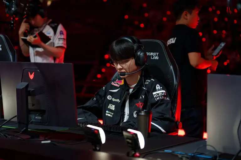 Faker trong năm 2026 gặp không ít vấn đề sức khỏe.
