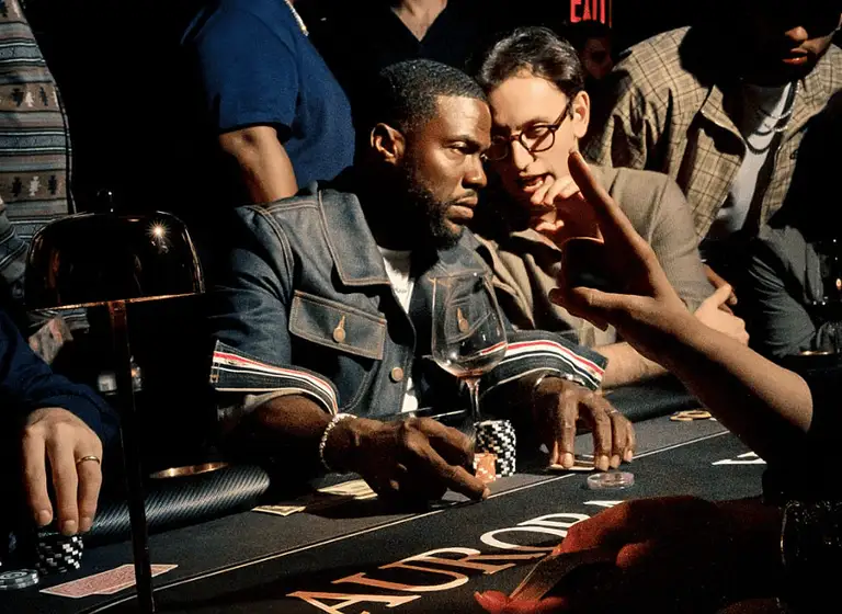 Diễn viên Kevin Hart (trái) và CEO Aurora Jonah Lowenstein tham dự sự kiện do công ty tổ chức. Ảnh: Aurora