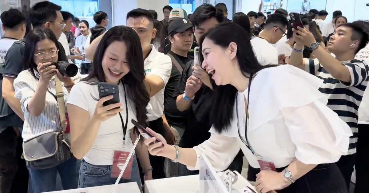 Người Việt 'săn' giá iPhone 18, lùng máy cũ và tìm AI chuyên biệt