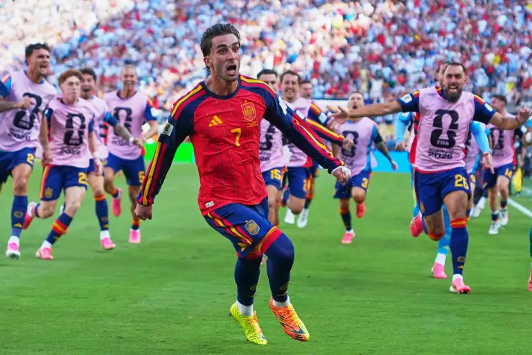 Ferran Torres mừng bàn trong trận Tây Ban Nha thắng Argentina 1-0 ở chung kết World Cup 2026 trên sân MetLife, New Jersey, Mỹ ngày 19/7/2026. Ảnh: AP