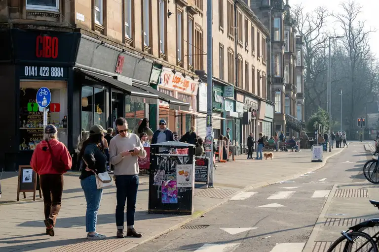 Govanhill ở Scotland được đánh giá cao nhờ sự thân thiện và đời sống văn hóa phong phú - Ảnh: SAM KOVAK