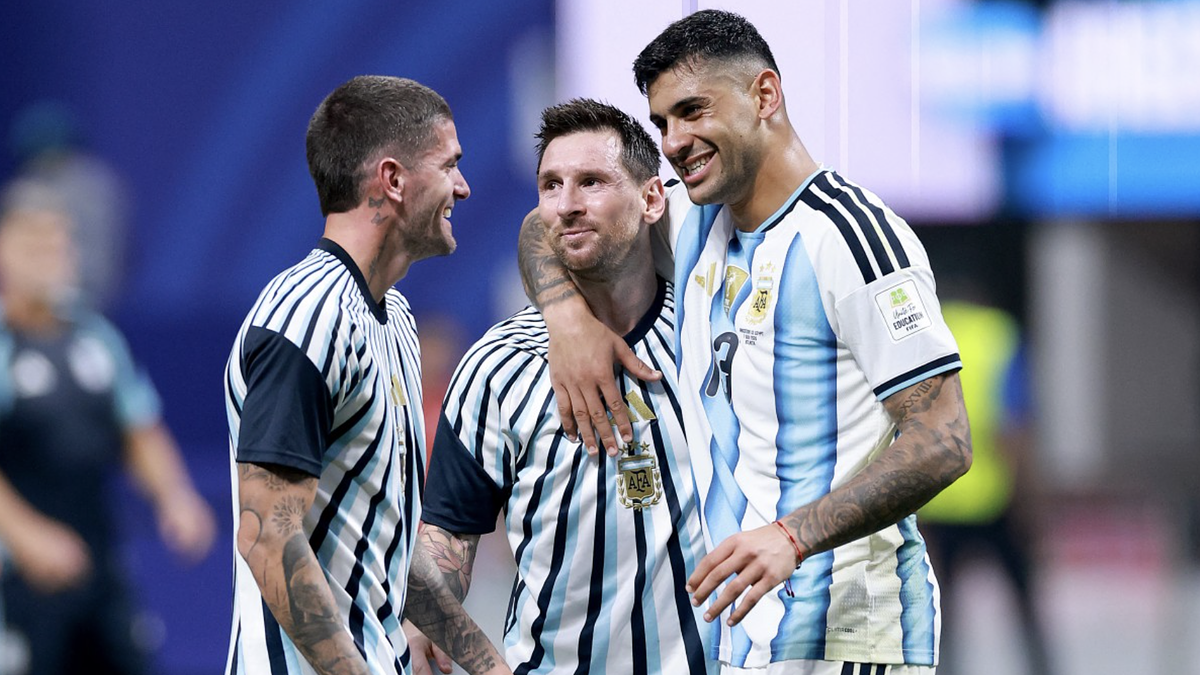 Messi chọn đội trưởng mới cho Argentina