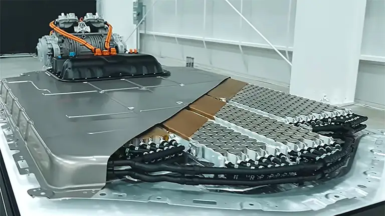 Siêu xe bay sẽ là ôtô sạc nhanh kỷ lục của Tesla