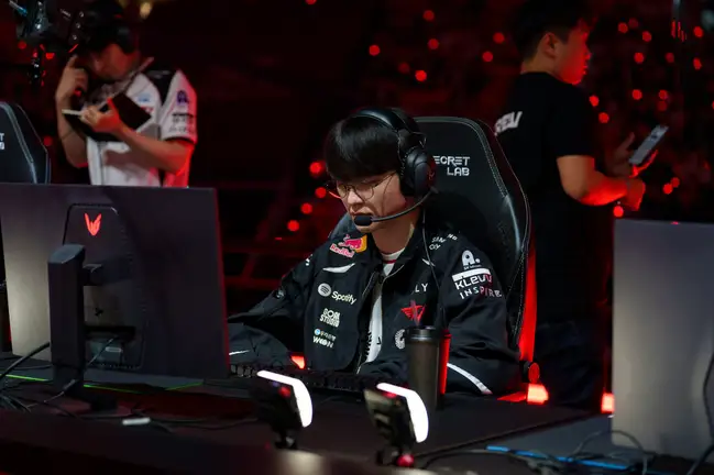Thông tin sức khỏe của Faker lại khiến fan lo lắng khi ASIAD và CKTG 2026 đã đến gần