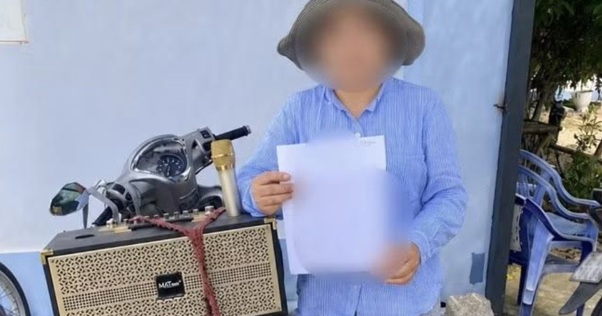 Dùng loa phát nhạc đòi nợ 100 triệu đồng, người phụ nữ bị mời làm việc