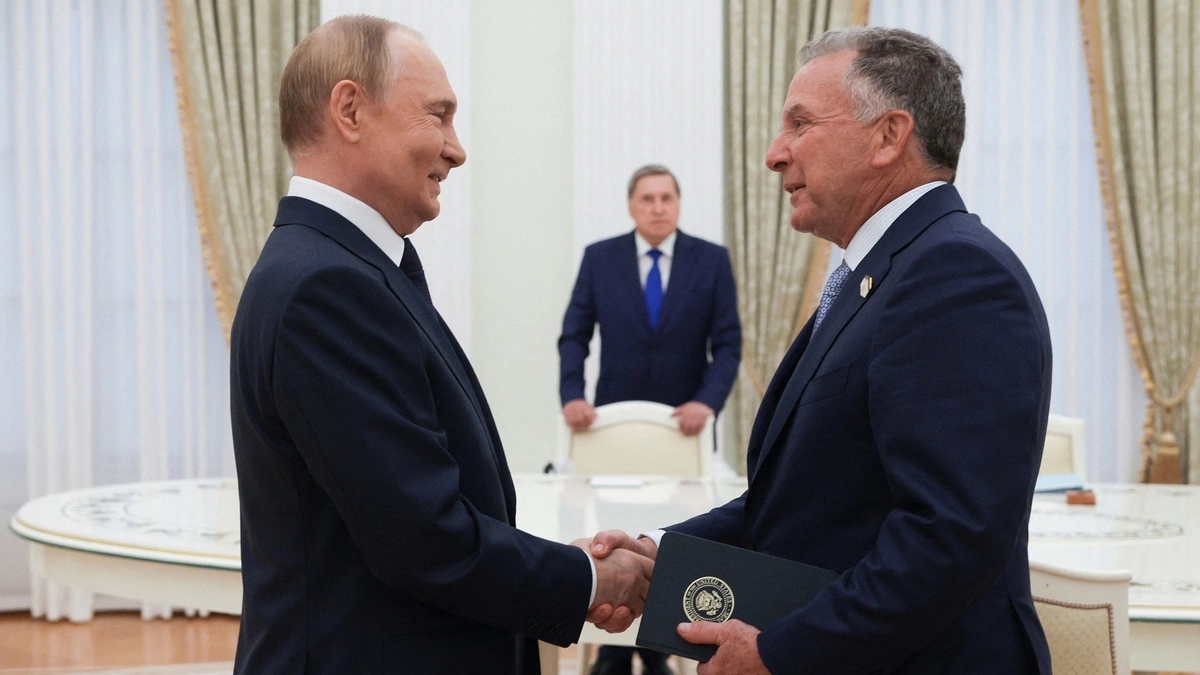 Đặc phái viên Mỹ mang đề xuất hòa bình Ukraine đến gặp ông Putin