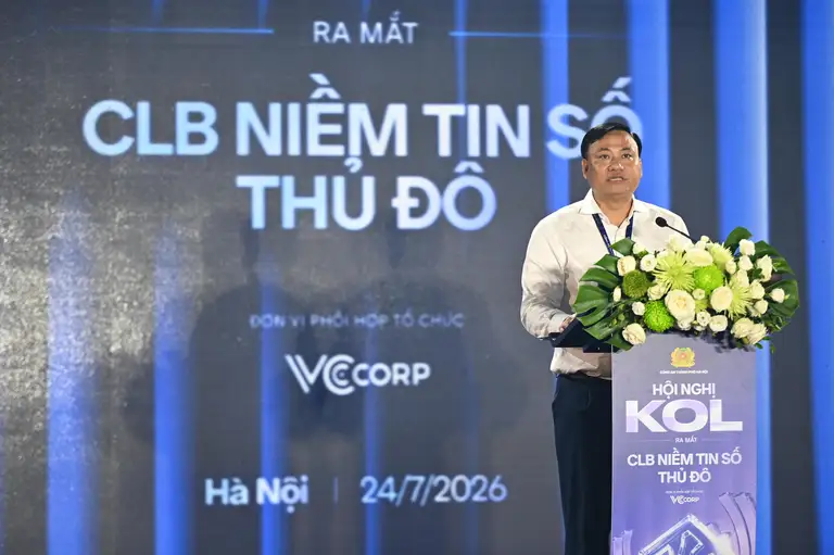 Đại tá Nguyễn Tiến Đạt - Phó Giám đốc CATP Hà Nội phát biểu khai mạc hội nghị
