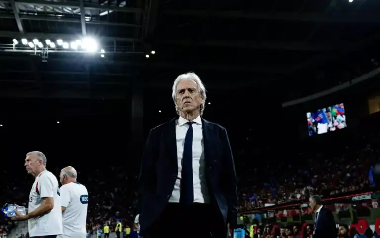 HLV Jorge Jesus trong trận Bồ Đào Nha thắng Na Uy 2-1 ở lượt bốn bảng A4 Nations League trên sân Dragao, Porto, Bồ Đào Nha ngày 4/10/2026. Ảnh: Imago