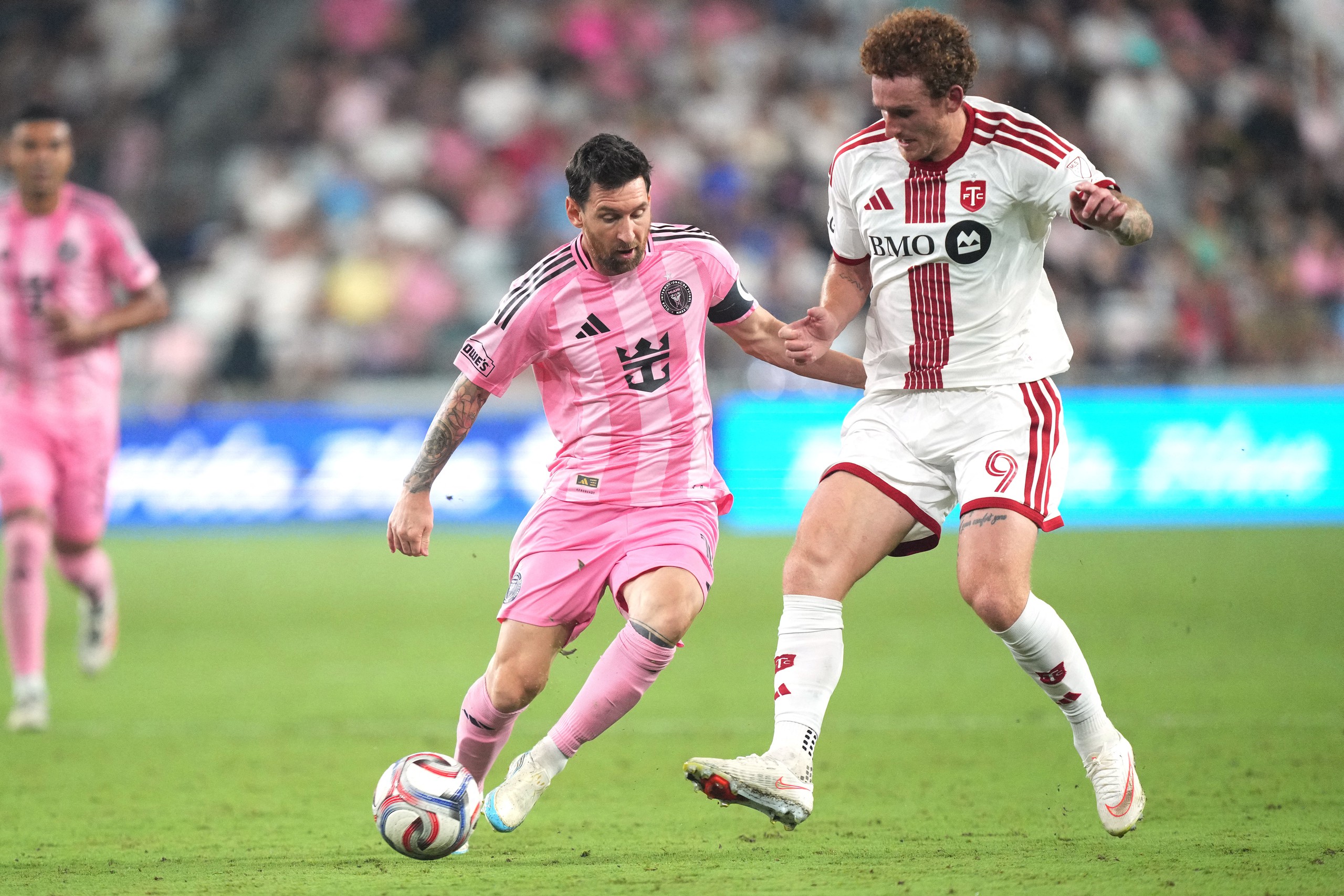 Messi vừa lập một cột mốc đáng nhớ. Đó là kỷ lục ghi 4 bàn chỉ trong một trận, khi giúp Inter Miami thắng đậm CF Montreal với tỷ số 7-1 ngày 30.8