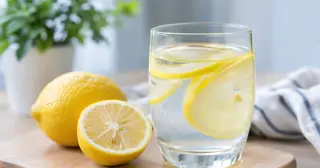 Điều gì xảy ra với cơ thể khi bạn uống nước chanh mỗi ngày?
