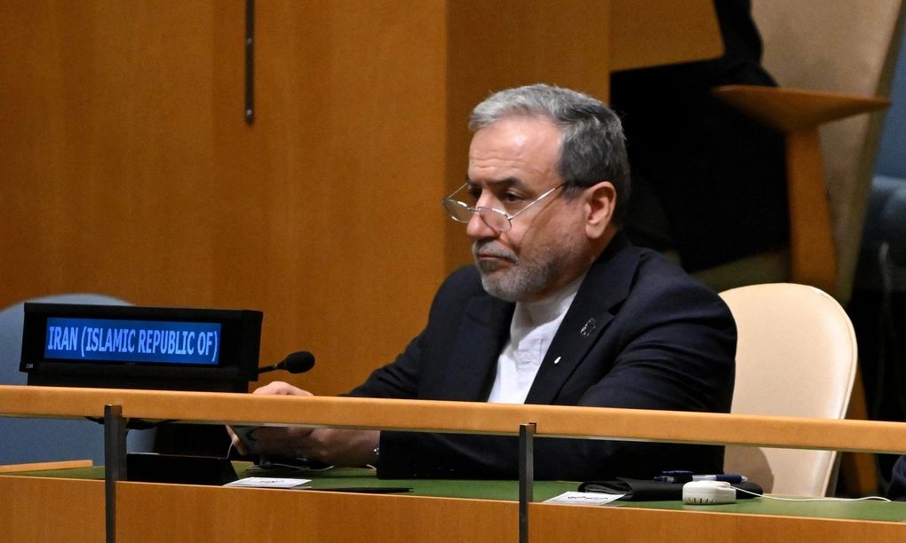 Ngoại trưởng Iran Abbas Araghchi tại trụ sở LHQ ở New York ngày 23/9. Ảnh: AFP