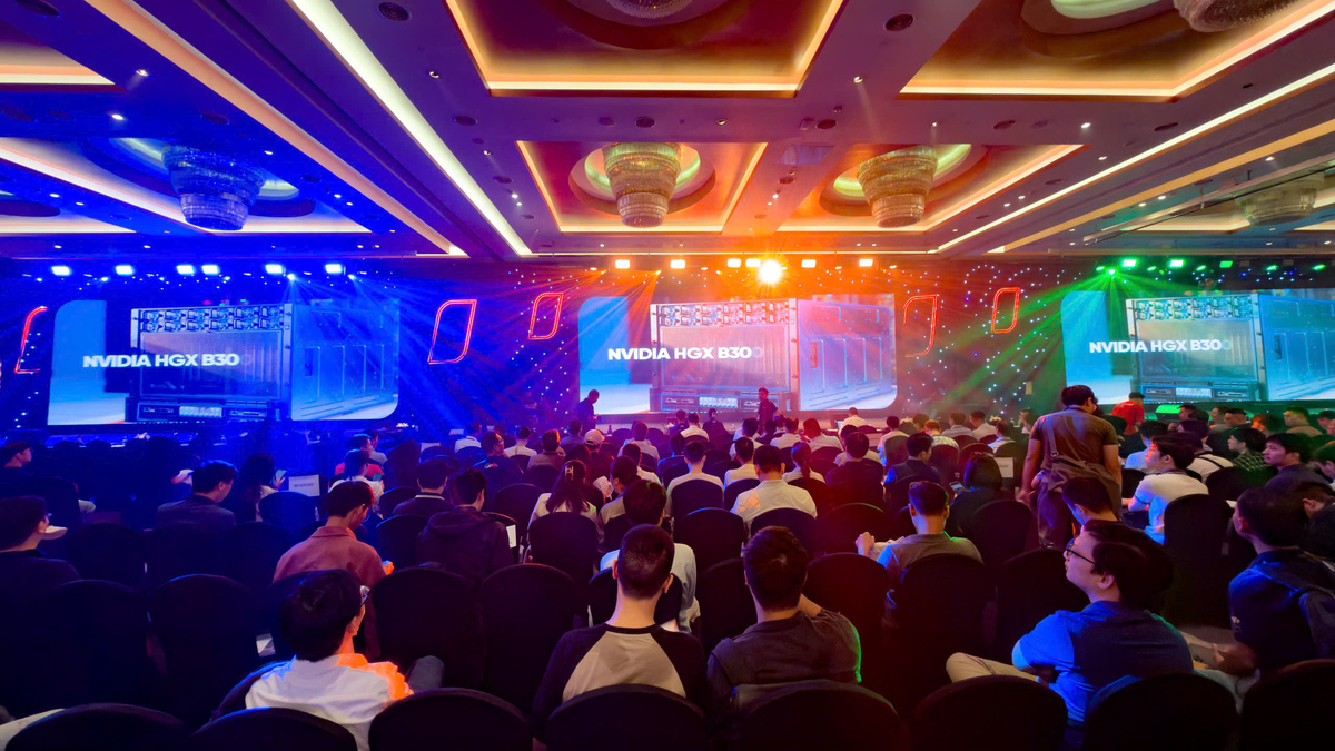FPT Transform 2026 thu hút hơn 1.000 chuyên gia công nghệ trong nước và quốc tế tham gia. Ảnh: Tùng Đinh