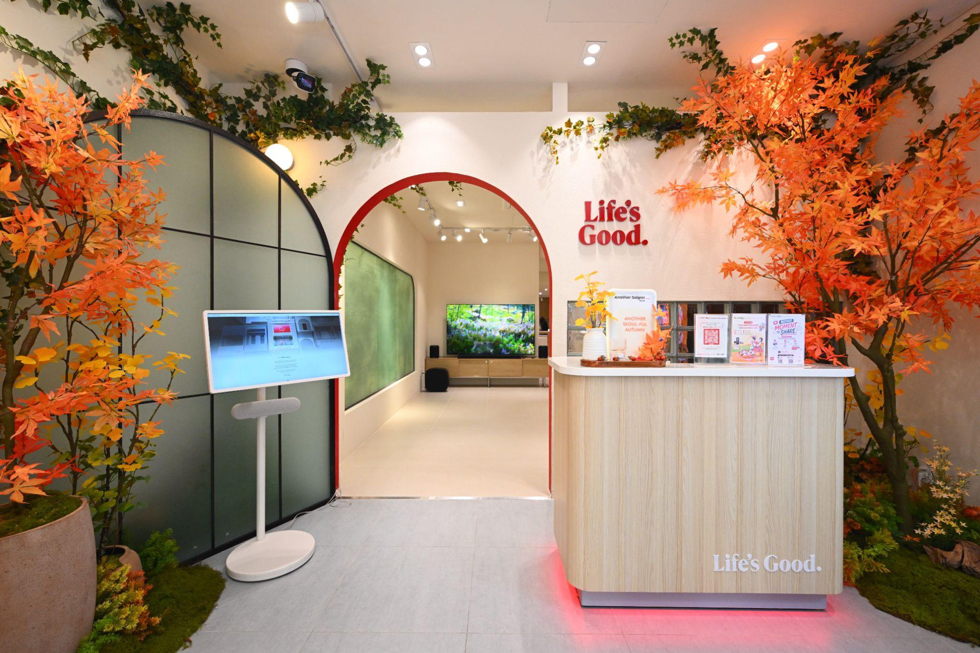 ‏Trải nghiệm mùa thu “kiểu Hàn” tại Another Saigon by LG‏ - Ảnh 2.