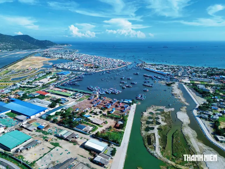 Khu vực cảng biển Cà Ná ở Nam Khánh Hòa
