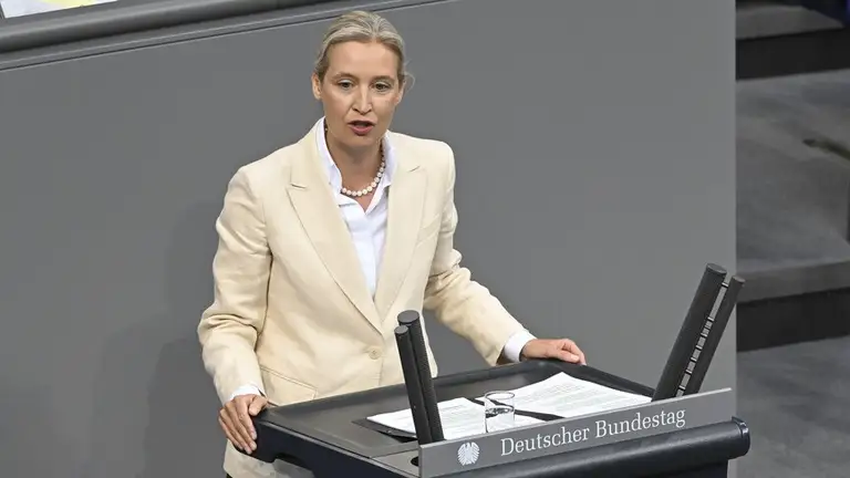 Lãnh đạo Đảng cực hữu Đức (AfD) Alice Weidel - Ảnh: ANADOLU