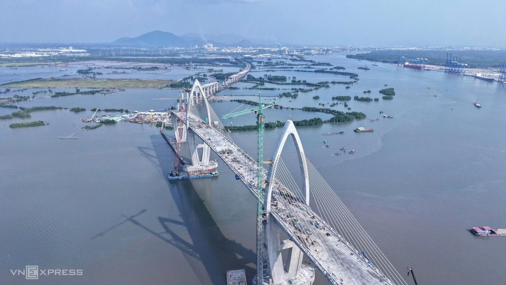 Cầu Phước An dài hơn 4 km, trục kết nối trực tiếp cảng Cái Mép - Thị Vải với cao tốc Bến Lức - Long Thành. Ảnh: Phước Tuấn