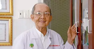 Tuổi 85, Giáo sư Trần Đông A vẫn miệt mài cống hiến cho ngành y: ‘Còn sức khỏe, tôi còn làm’