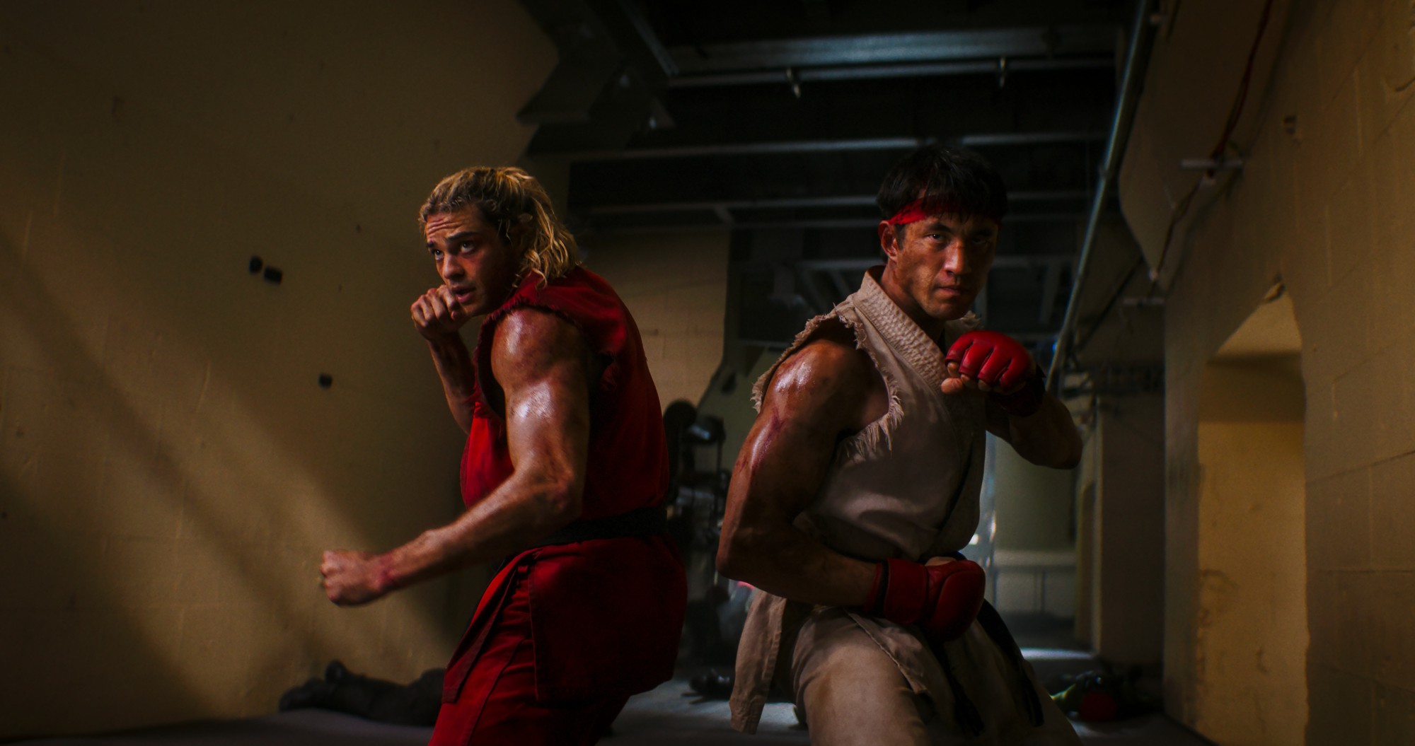 Noah Centineo và Andrew Koji trải qua 6 tuần tập luyện và sinh hoạt chung nhằm tạo dựng tình huynh đệ gắn kết giữa Ken và Ryu.