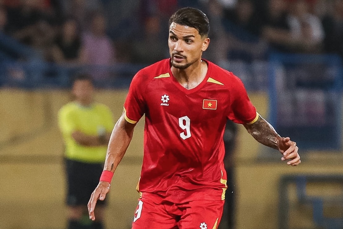 Đỗ Hoàng Hên chấn thương nặng ở FIFA ASEAN Cup 2026 - Ảnh: MINH ĐỖ