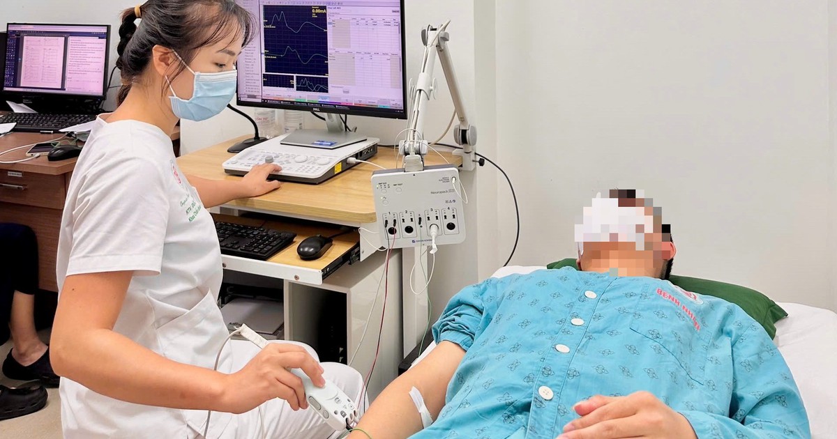 Hít 50 quả bóng cười mỗi ngày, thanh niên 24 tuổi tổn thương thần kinh, yếu cả tay chân