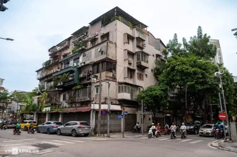 Chung cư cũ tại 162 Trần Quang Khải - 23B Hàng Tre sẽ được chỉnh trang cải tạo thành công trình điểm nhấn trên tuyến phố. Ảnh: Thế Bằng