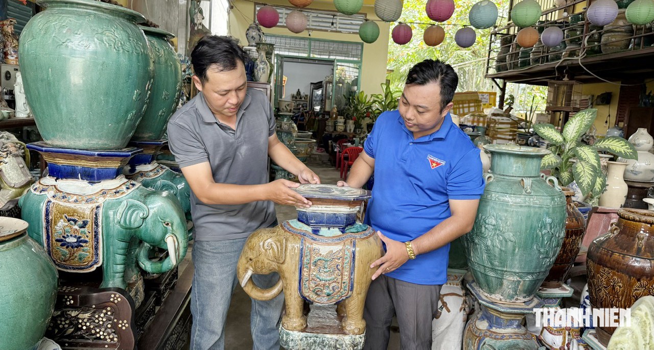 Anh Nghĩa tham gia trưng bày, triển lãm gốm Nam bộ được tổ chức ở các tỉnh An Giang, Cà Mau, Bà Rịa - Vũng Tàu (cũ) và thành phố Cần Thơ