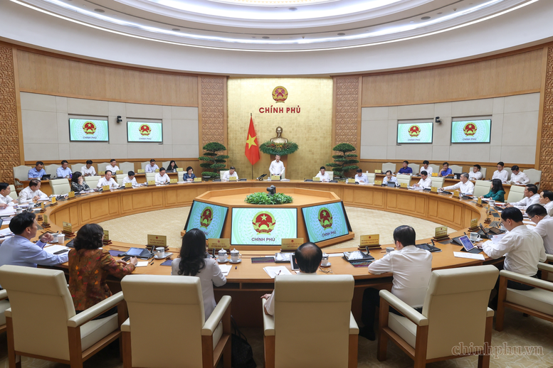 Thủ tướng Chính phủ Lê Minh Hưng chủ trì phiên họp Chính phủ thường kỳ tháng 7/2026. Ảnh: VGP/Nhật Bắc