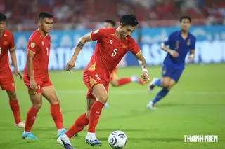Đoàn Văn Hậu sẽ tăng "chất thép" cho hàng thủ của đội tuyển Việt Nam