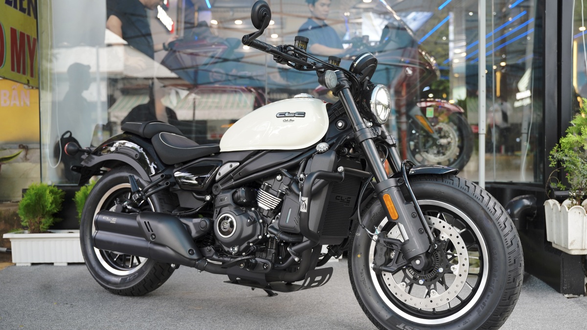 CF Moto 450CL-C - môtô số tự động giá 167 triệu đồng