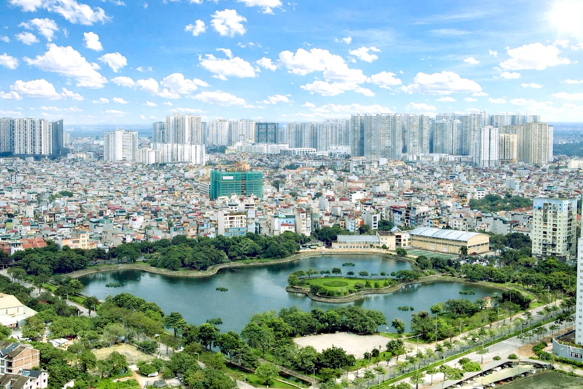 Thủ đô Hà Nội đang bước vào giai đoạn phát triển mới. Ảnh: Quang Thái