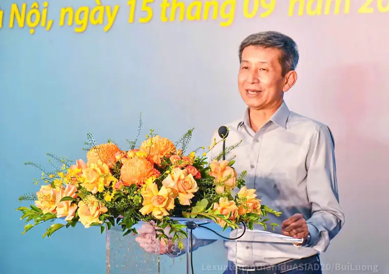 Cục trưởng Cục TDTT Việt Nam Nguyễn Danh Hoàng Việt chúc đoàn lên đường may mắn