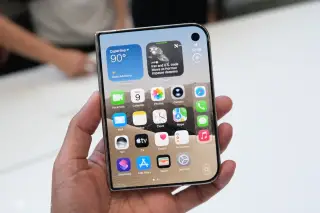 iPhone Duo tại lễ ra mắt ở trụ sở Apple Park ngày 9/9/2026. Ảnh: Tuấn Hưng