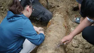 Khẩu súng thần công gần 3m dưới lòng Thành Điện Hải có gì đặc biệt? - Ảnh 2.