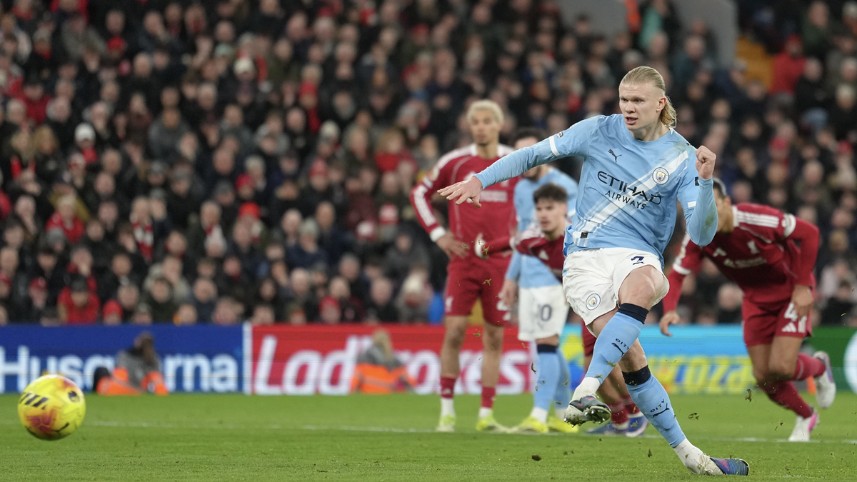 Haaland kêu gọi Man City đoàn kết